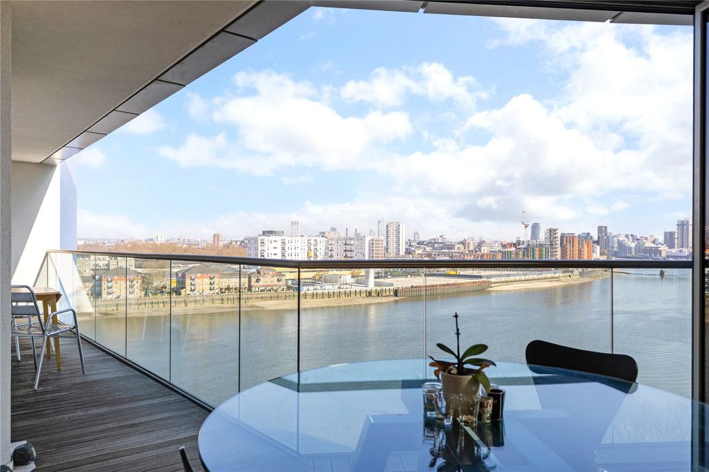 Property photo 1 of 17 River Views