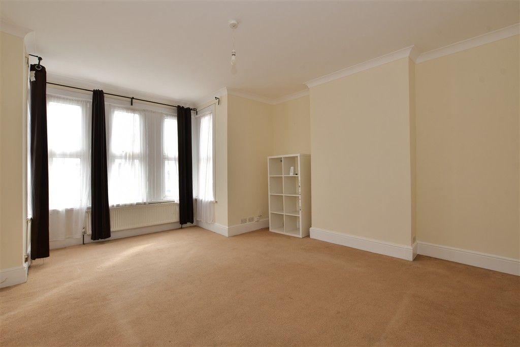 Property photo 1 of 11 Bedroom 1