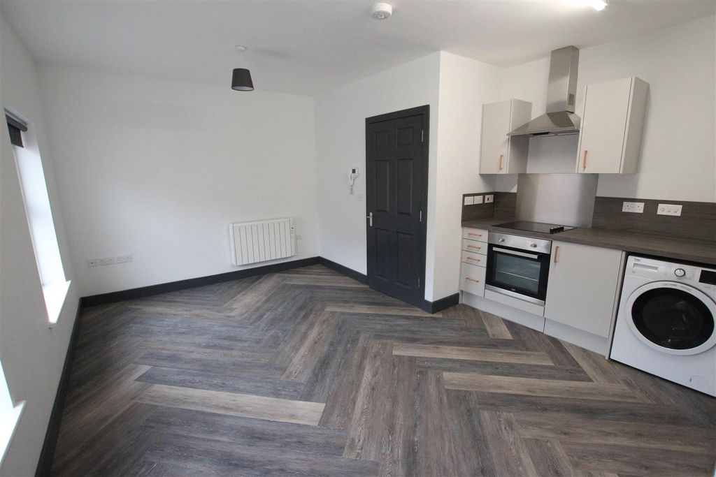 Property photo 2 of 6 Img_8800.Jpg