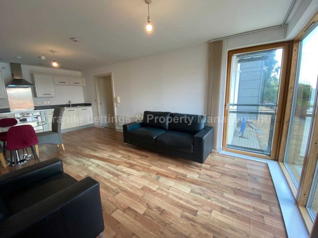 Property photo 2 of 11