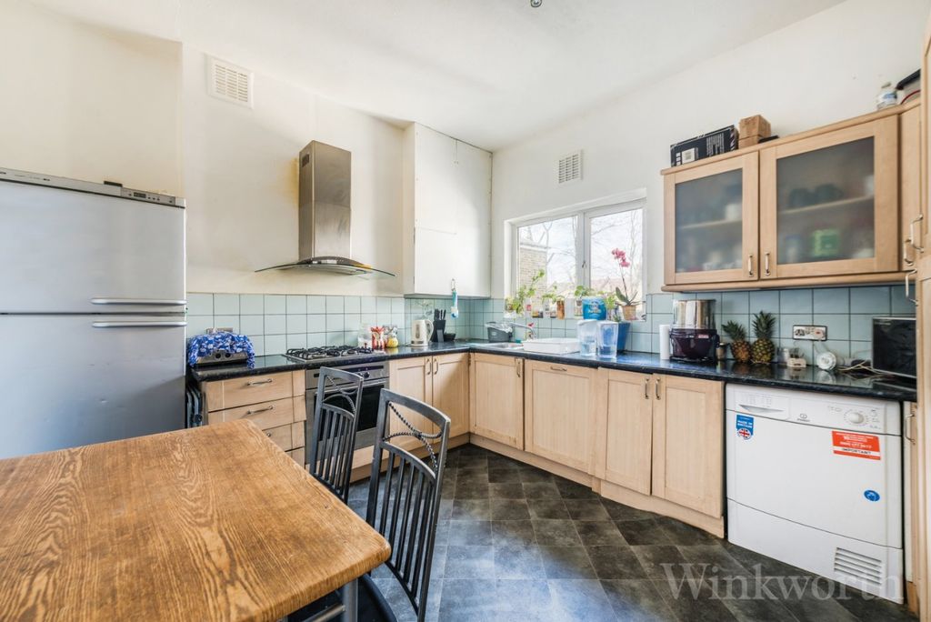Property photo 2 of 10 Picture No. 04