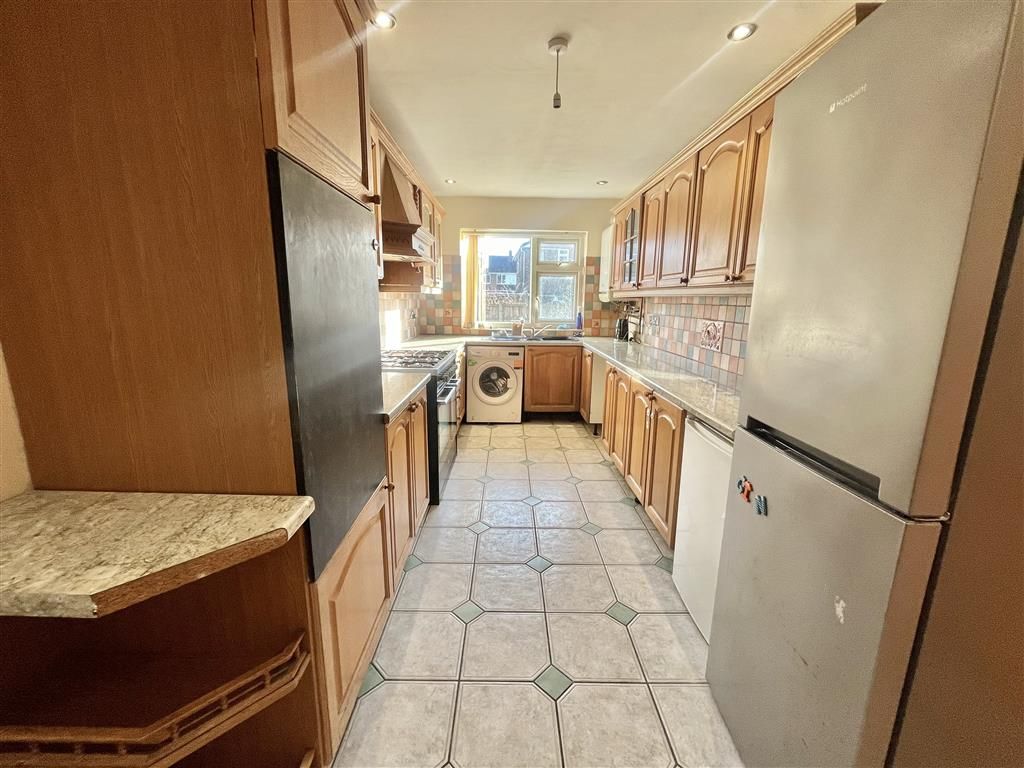 Property photo 3 of 17 Image