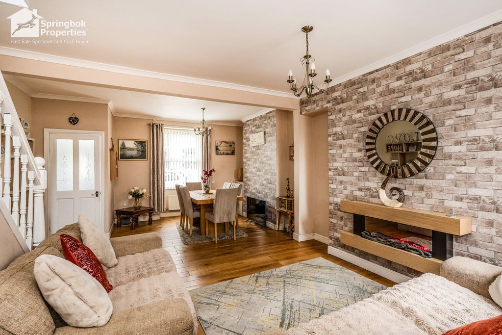 Property photo 2 of 13 Image 1