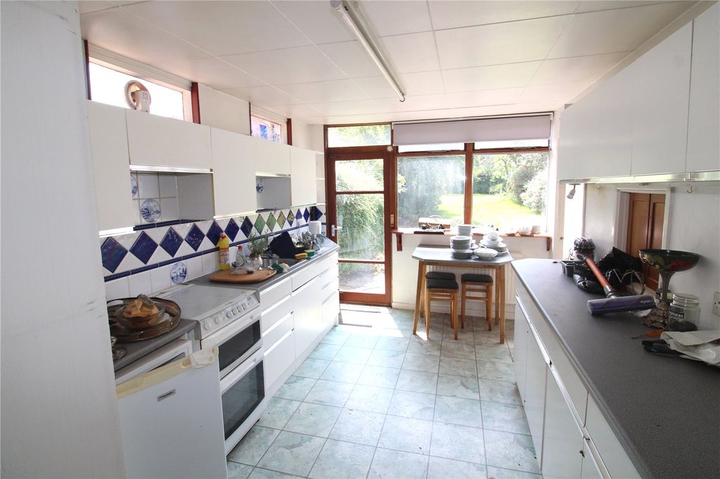 Property photo 3 of 16 Picture No. 05