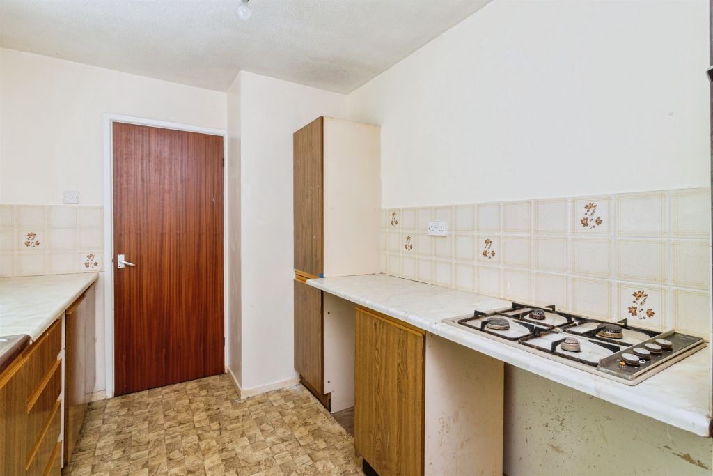 Property photo 3 of 17