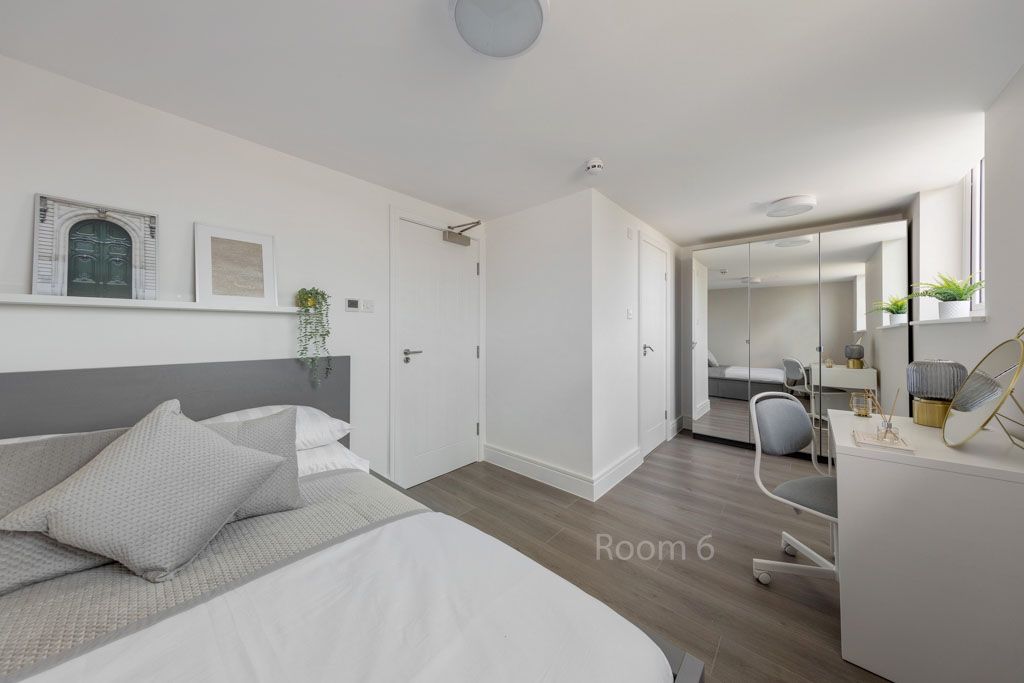 Property photo 3 of 4