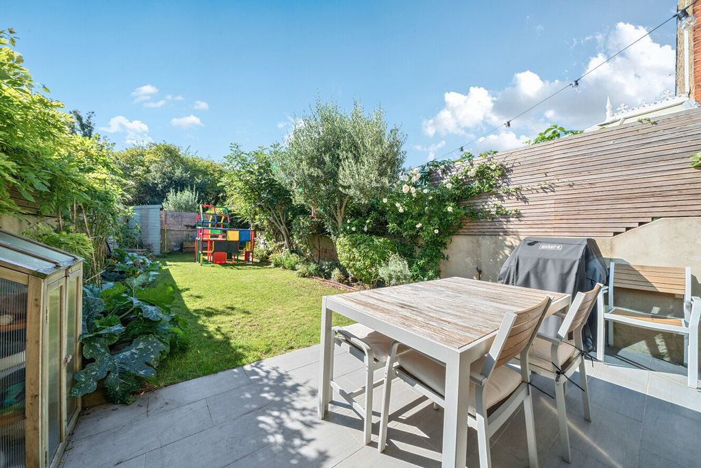 Property photo 3 of 15 Picture No. 61