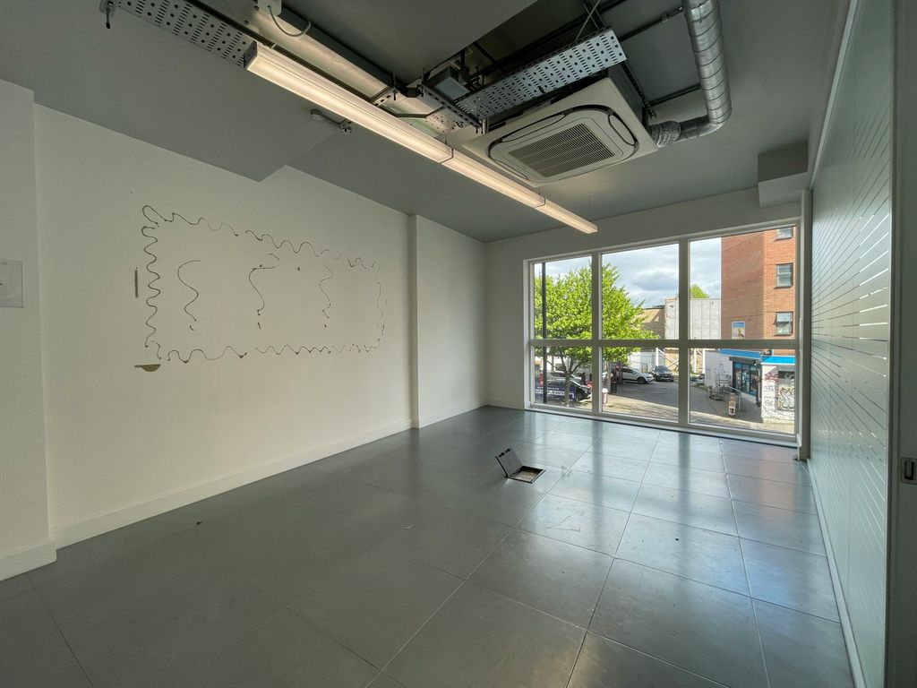 Property photo 3 of 13 U2139141Mare 13.Jpg