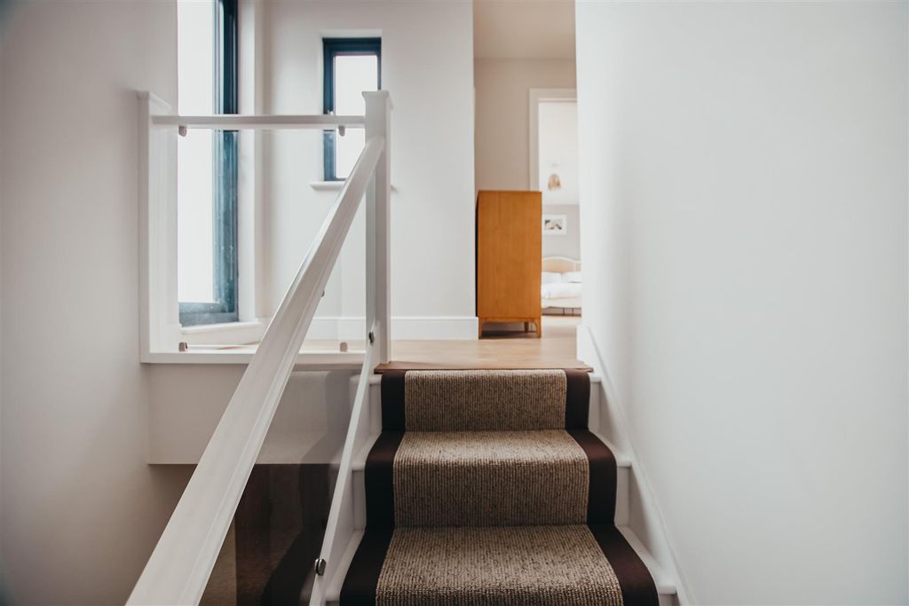 Additional image 19 of 3 bed flat for saleWhite Rock, Hastings TN34