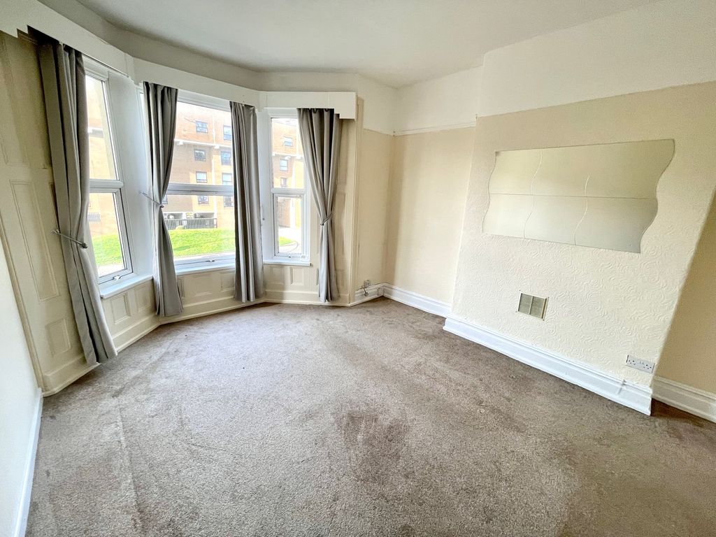 Property photo 3 of 13 Image