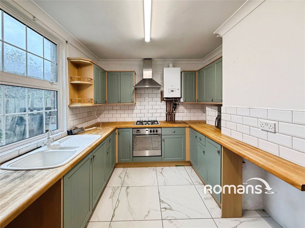 Property photo 2 of 10 Picture No. 05