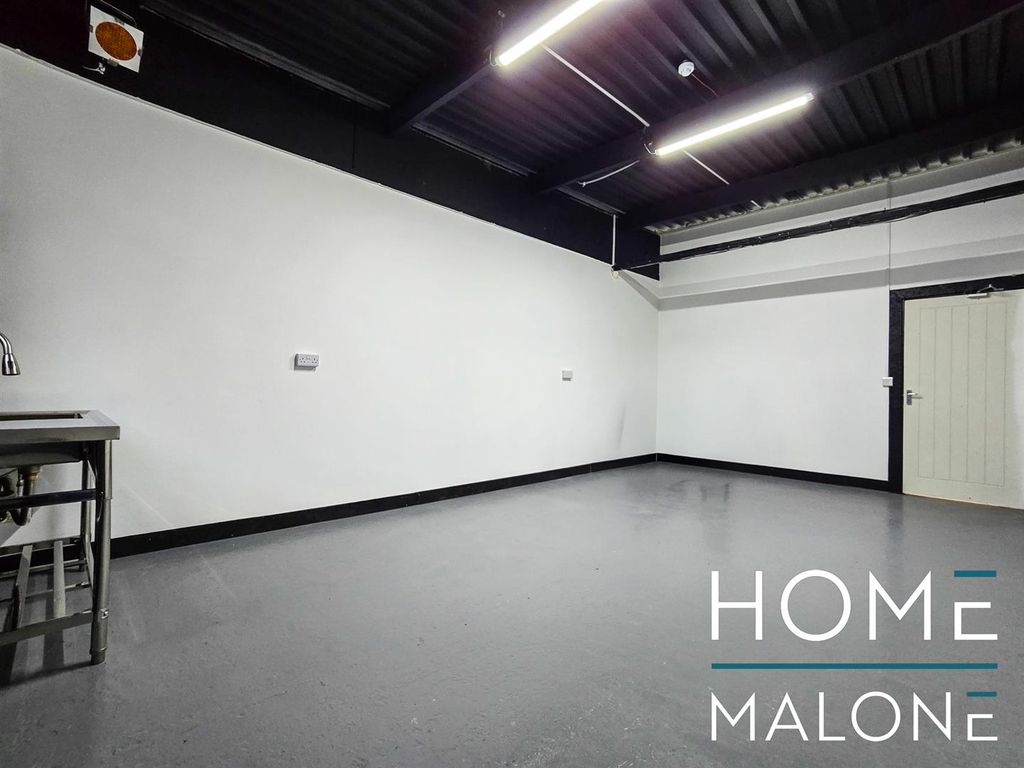 Property photo 2 of 3