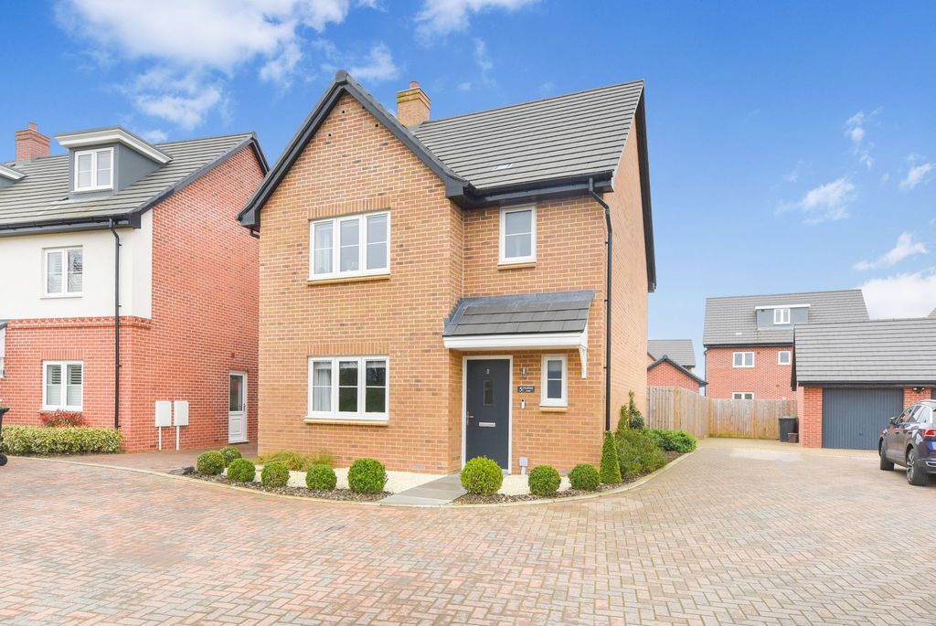 Property photo 1 of 23