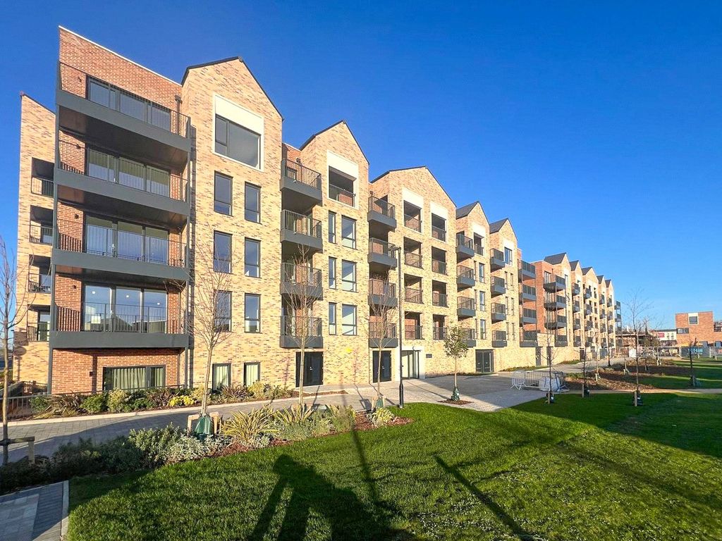 Property photo 1 of 12 Picture No. 17