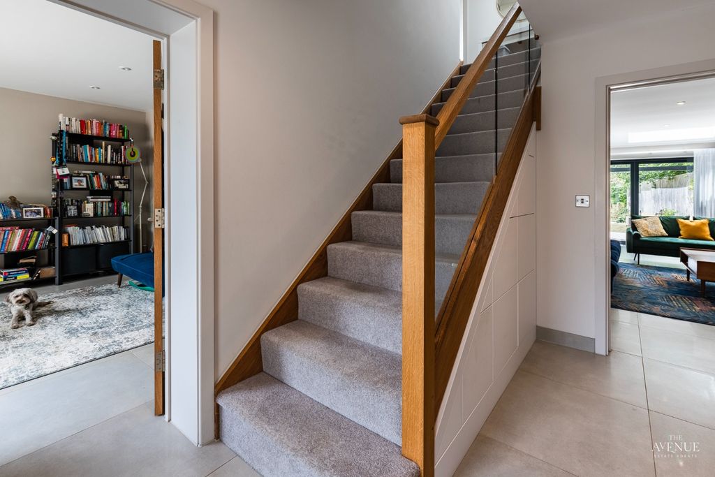Property photo 3 of 43 5233416