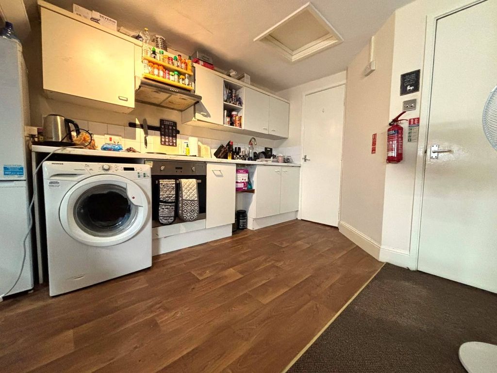 Property photo 2 of 3 Gallery