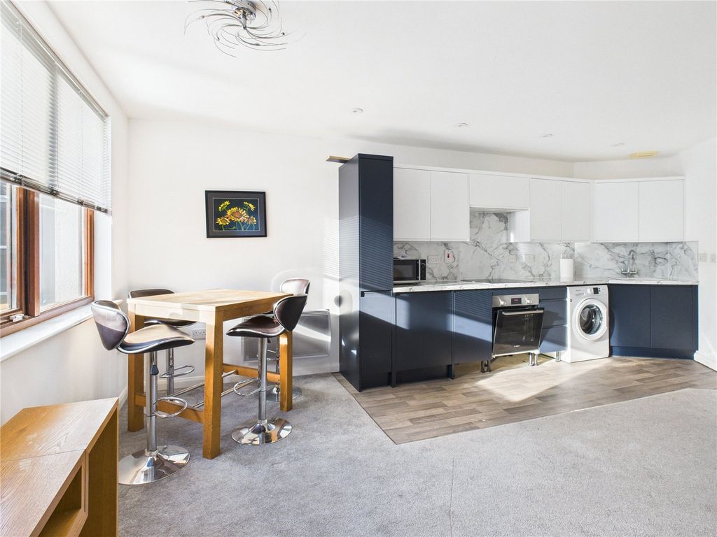 Property photo 1 of 10 Picture No. 10