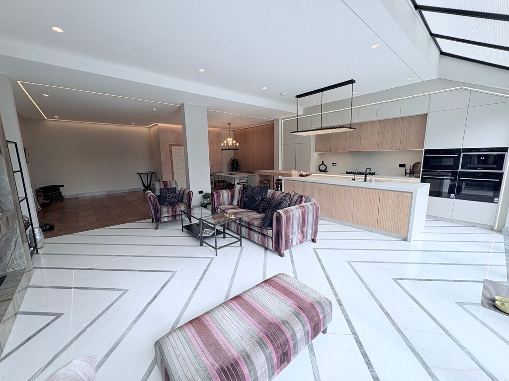 Property photo 3 of 30 Img_3220