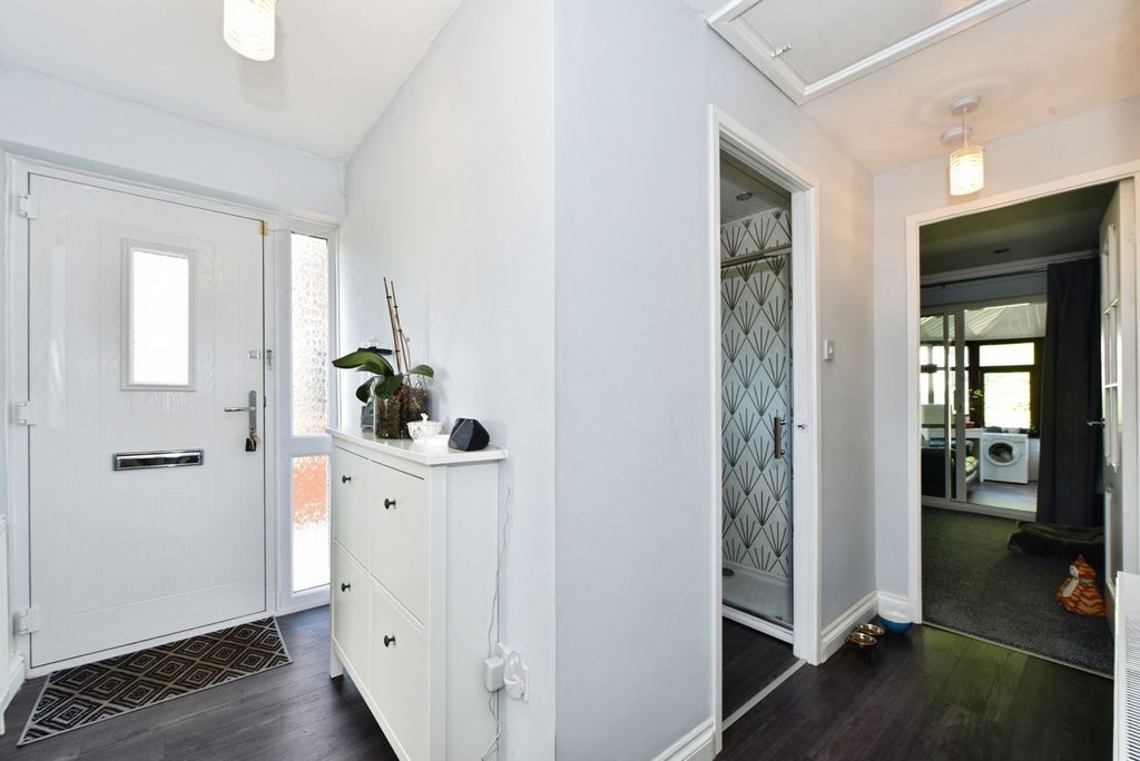 Property photo 2 of 15 Pbox-Img.Jpg