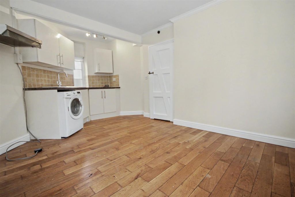 Property photo 3 of 5 Img_8478.Jpg