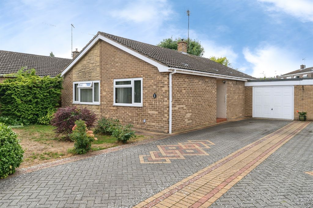 Property photo 1 of 14