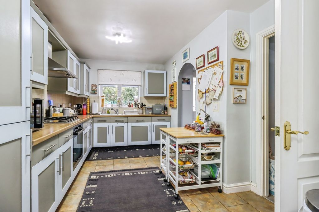 Property photo 2 of 23 Img_0012-2