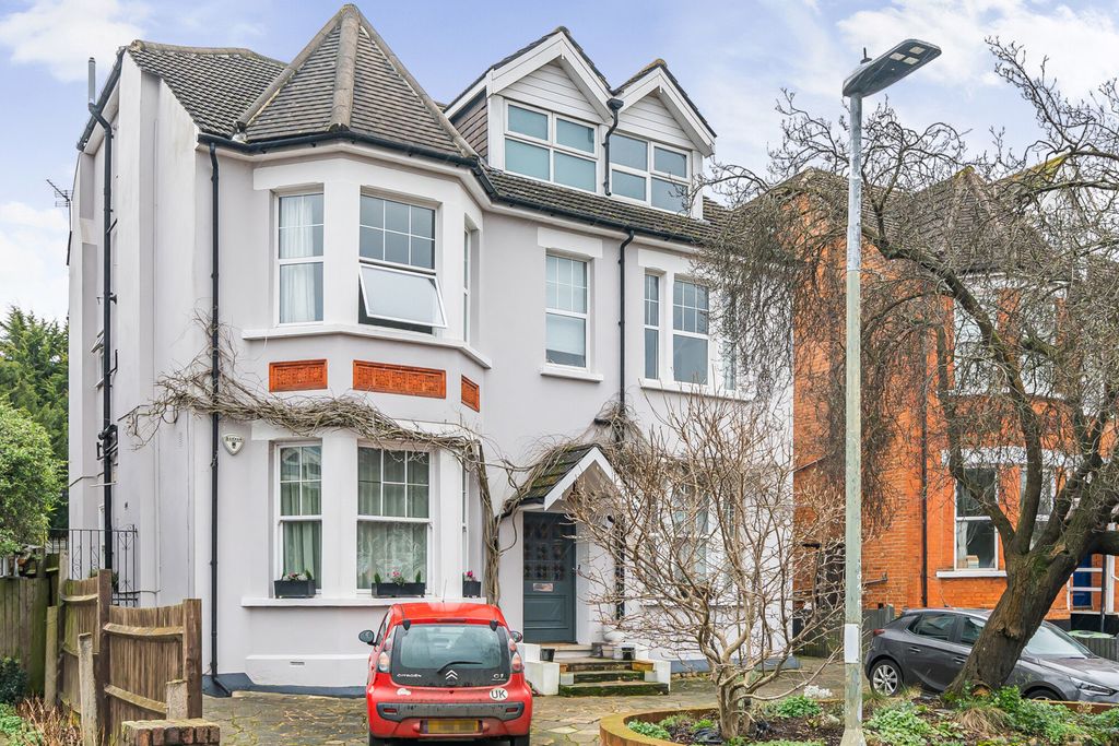 Property photo 1 of 19 External