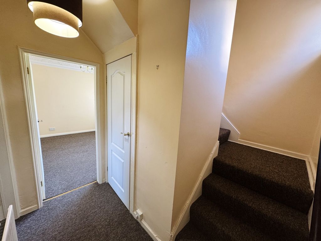 Property photo 3 of 18 Img_6385