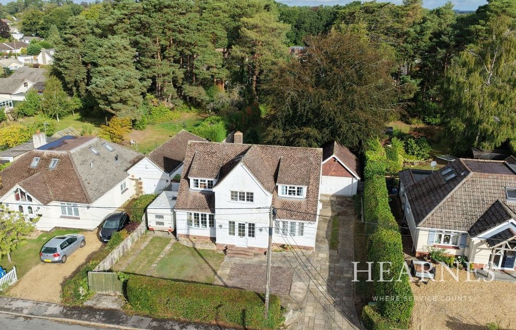 Property photo 1 of 27