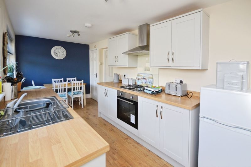 Property photo 3 of 10 Photo 7