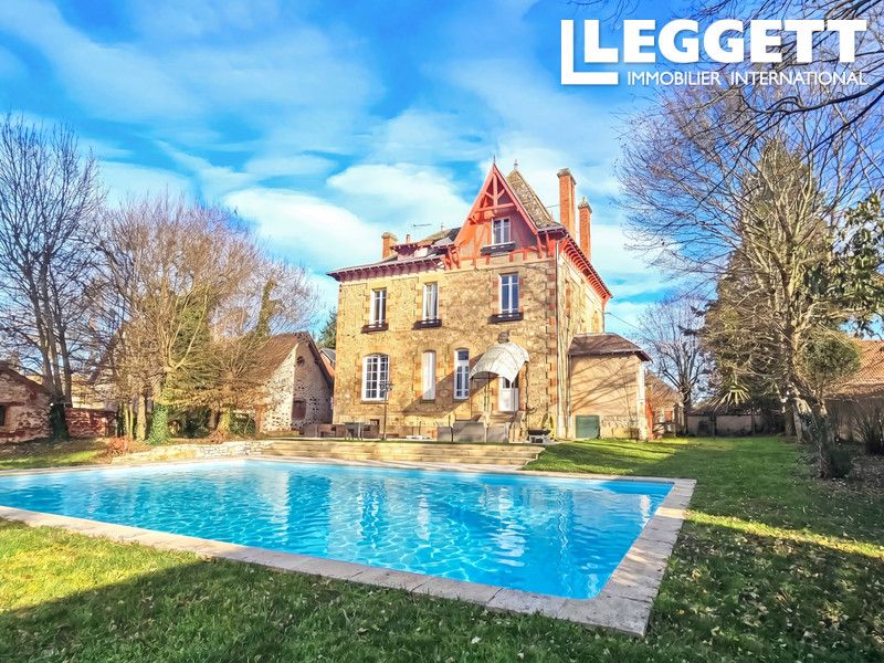 Property photo 1 of 10