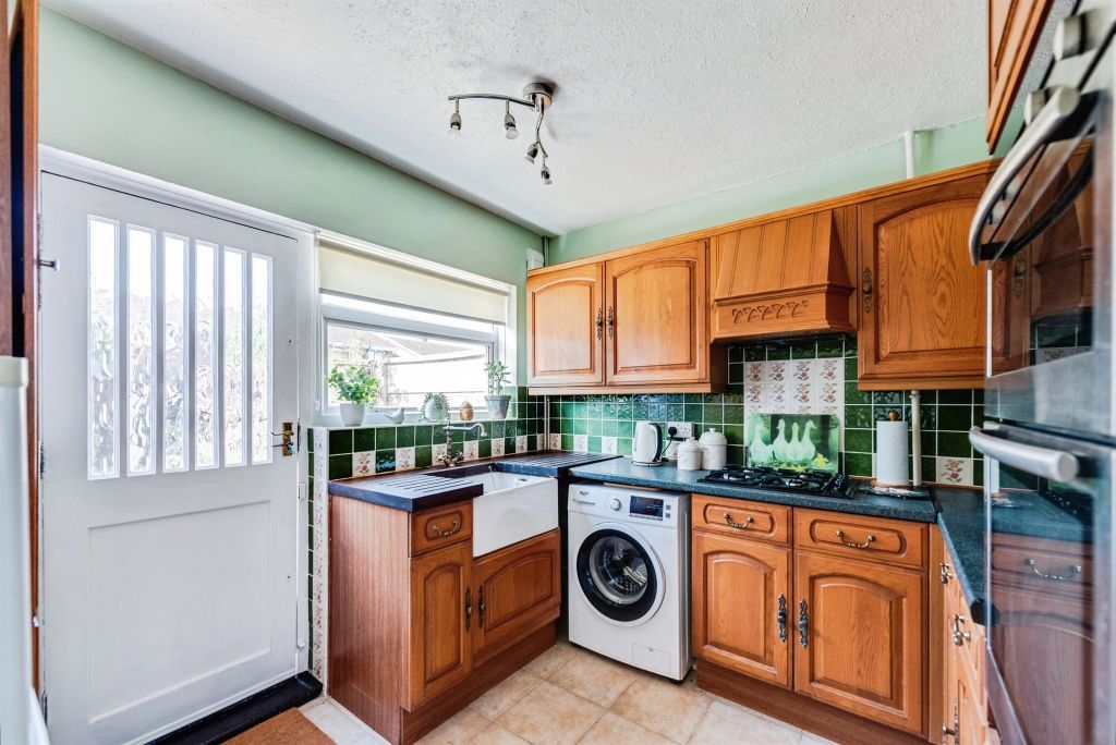 Property photo 3 of 17