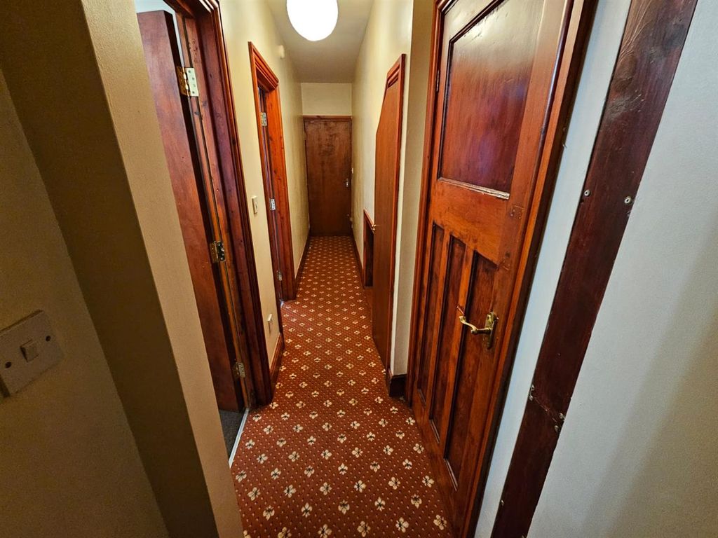 Property photo 2 of 12 Img-20251222-Wa0021.Jpg