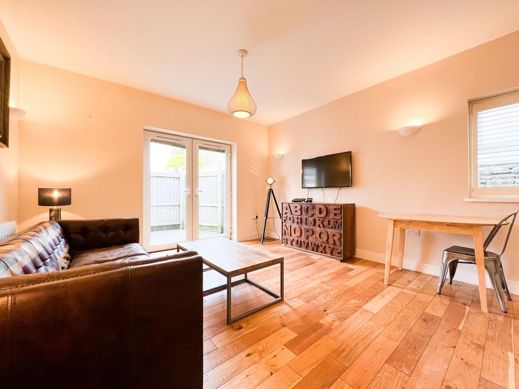 Property photo 3 of 7