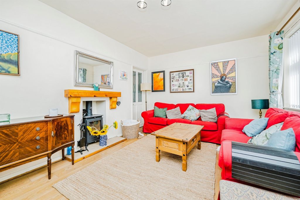 Property photo 3 of 19