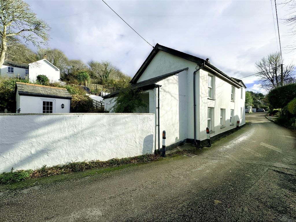 Property photo 2 of 15 The Cottage