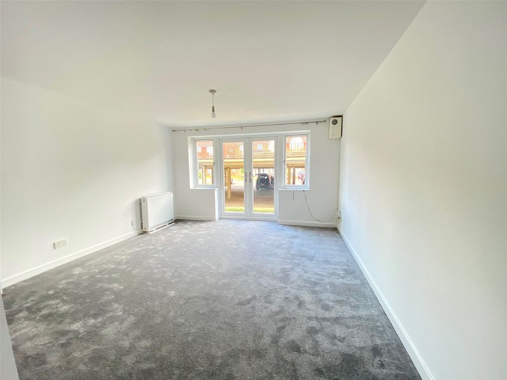 Property photo 2 of 9 Living Room