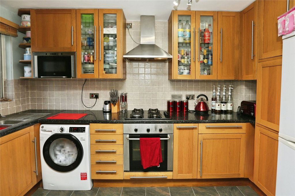 Property photo 2 of 25 Picture No. 02