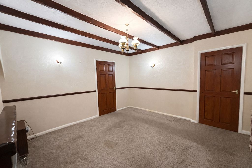 Property photo 3 of 16 Living Room.