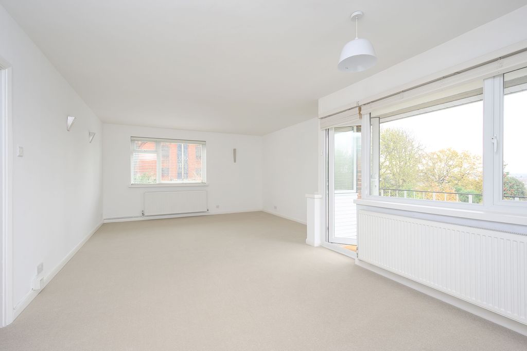 Property photo 2 of 14 8Vincentcourt-1.Jpg