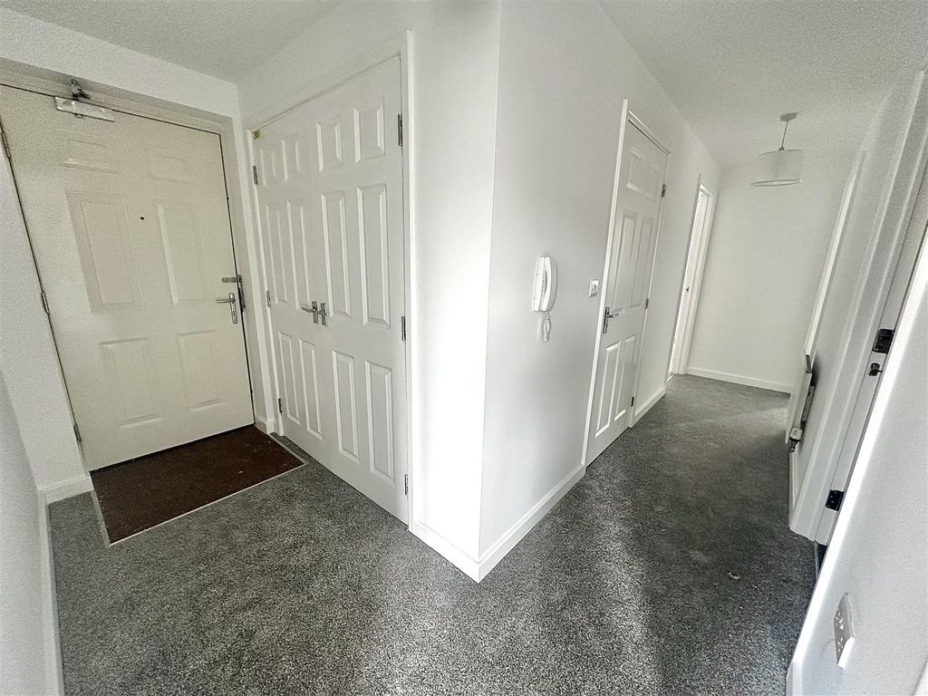 Property photo 2 of 7 Img_5588.Jpg