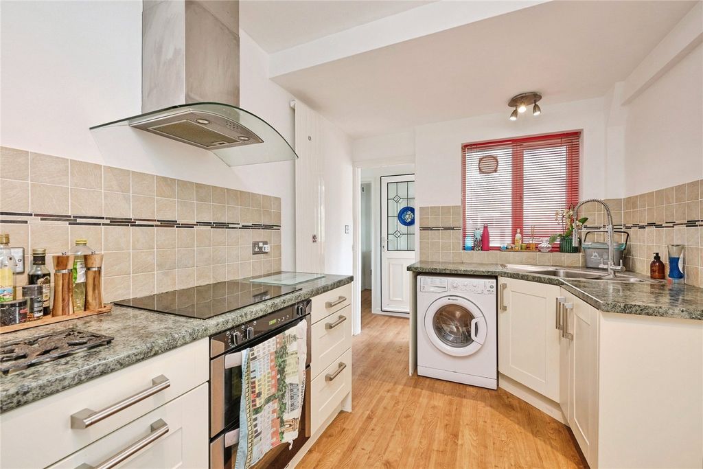 Property photo 3 of 18 Picture No. 51