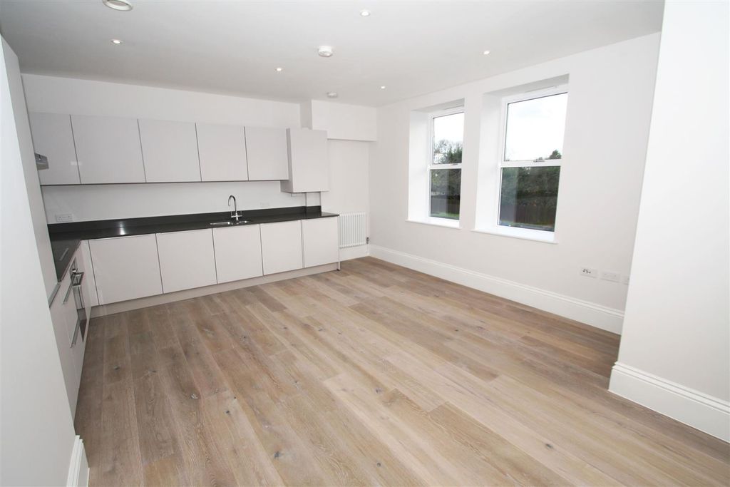 Property photo 2 of 12 Open Plan Living Area