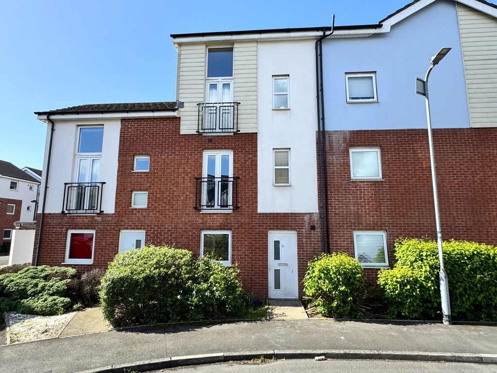 Property photo 1 of 10 Photo 2