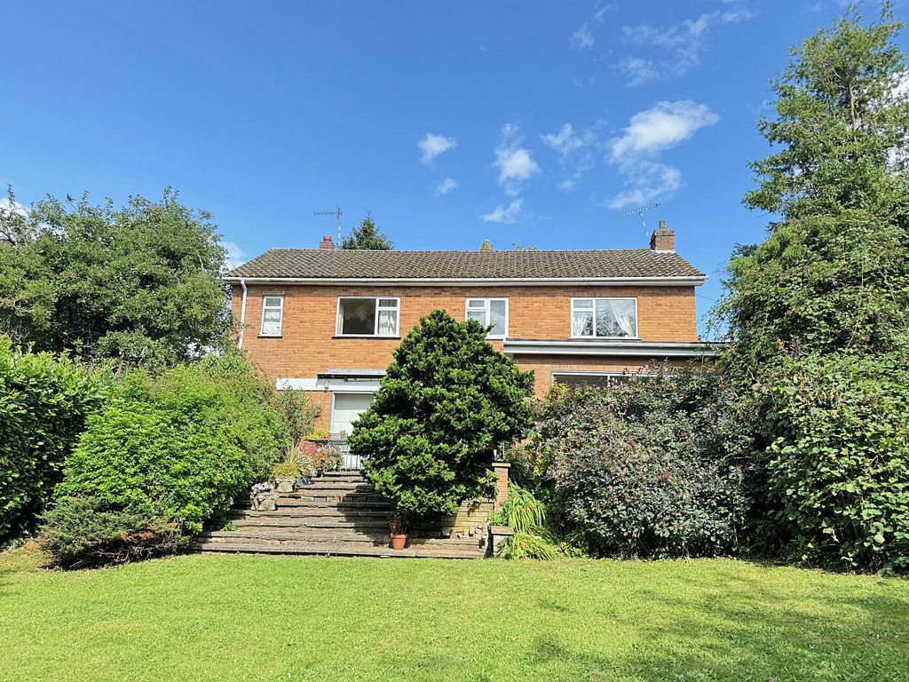 Property photo 2 of 39 8
