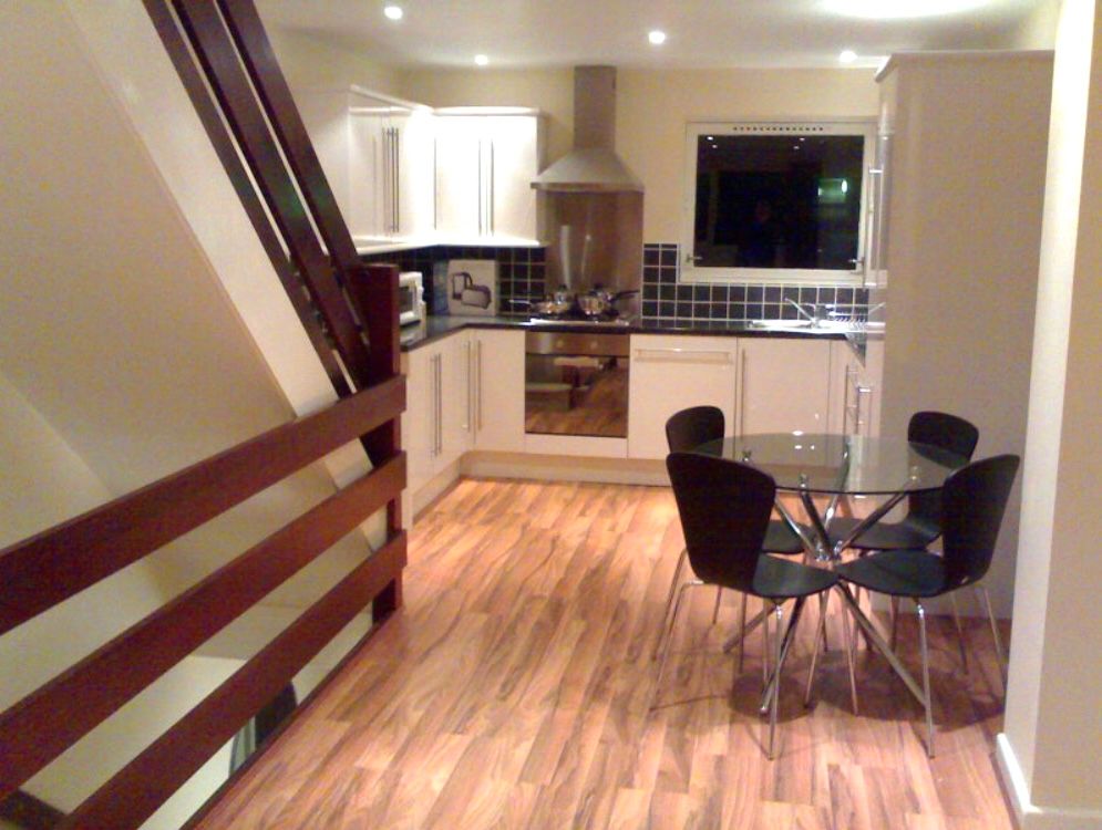 Property photo 1 of 10 Photo 0