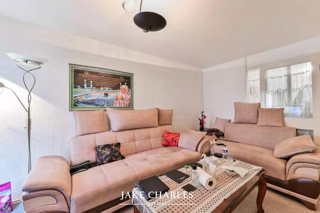 Property photo 3 of 10 Image-0-1024x1024.Jpg