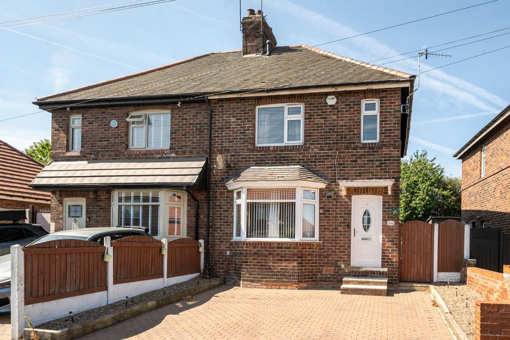 Property photo 1 of 19 2-6A79Ac6Bec44d-1501980-19Feb496A127B-2-2.Jpg
