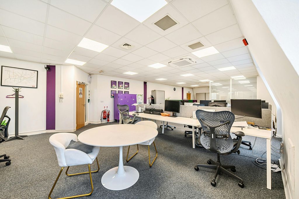 Property photo 3 of 12 138131011691471c79Cee3.Jpg