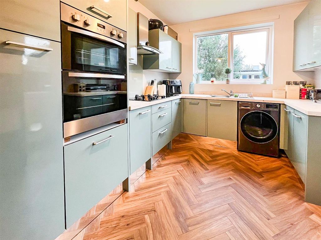 Property photo 2 of 18 Photo-2023-10-02-17-39-35 3.Jpg